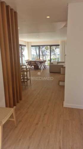 Moradia t3 com piscina em cascais