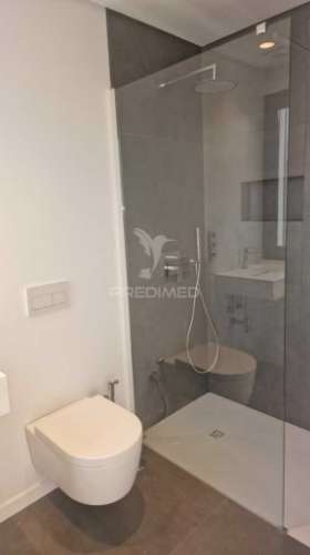 Moradia t3 com piscina em cascais