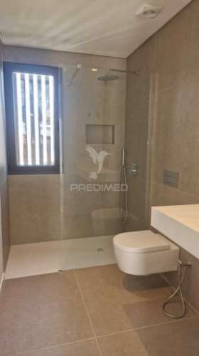 Moradia t3 com piscina em cascais