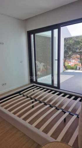 Moradia t3 com piscina em cascais