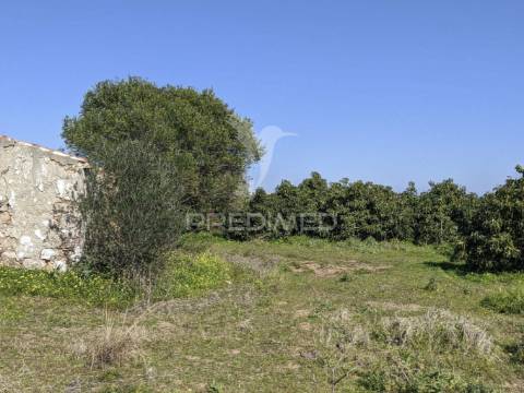 Terreno misto e ruína em vila nova de cacela, constroi 300m2