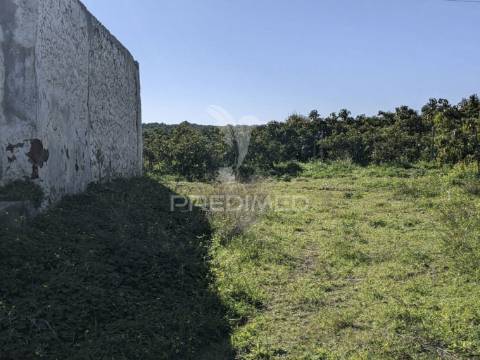 Terreno misto e ruína em vila nova de cacela, constroi 300m2