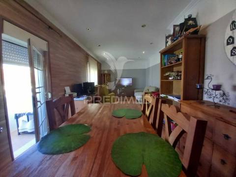 Apartamento t3+1 no centro de almada