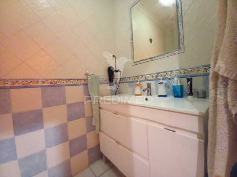 Apartamento t3+1 no centro de almada