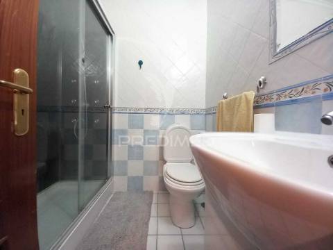 Apartamento t3+1 no centro de almada