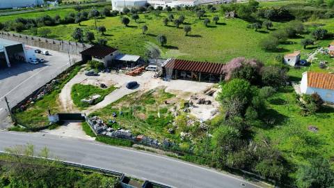 Armazém comercial com terreno, são pedro / alcanena