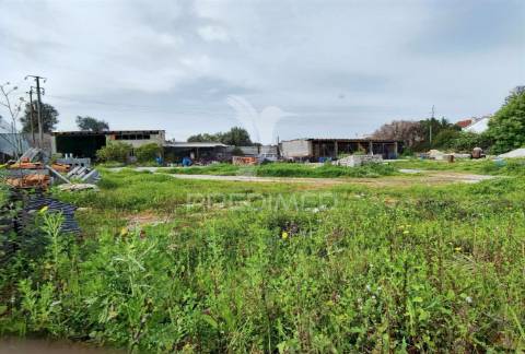 Armazém comercial com terreno, são pedro / alcanena