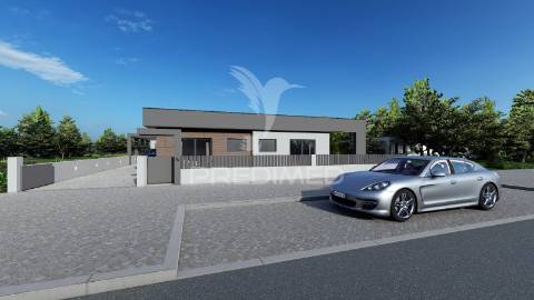 Moradia térrea em fase final de construção