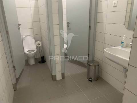 Escritórios amplos e espaçosos em évora