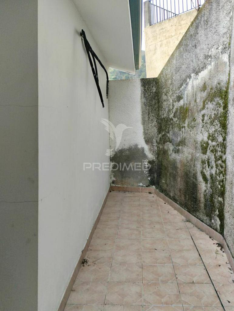 Moradia v3 em banduge - santa marta de penaguião