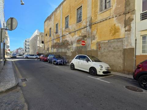 Terreno urbano na baixa de olhão (zona aru)