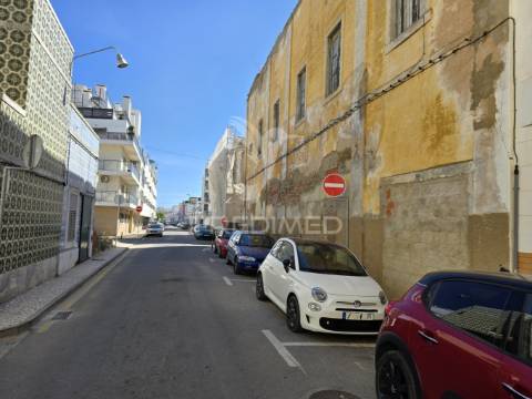 Terreno urbano na baixa de olhão (zona aru)