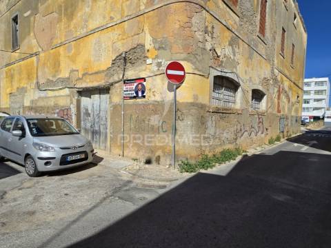 Terreno urbano na baixa de olhão (zona aru)