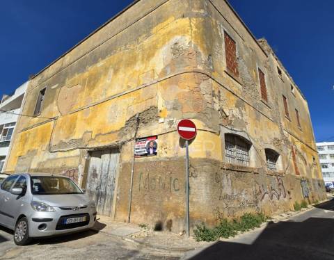 Terreno urbano na baixa de olhão (zona aru)