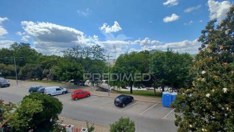 Moradia bifamiliar em portalegre