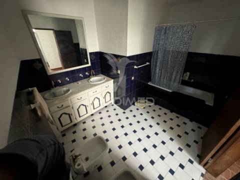 Moradia bifamiliar em portalegre