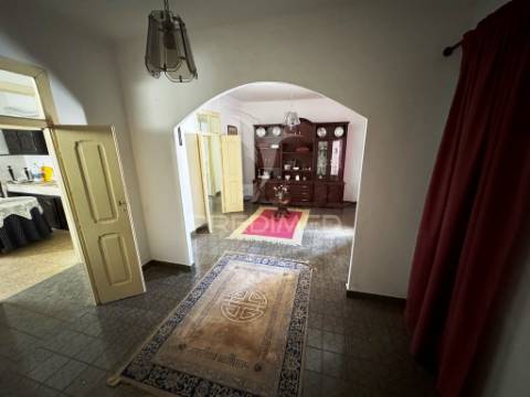 Moradia bifamiliar em portalegre