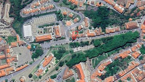 Moradia bifamiliar em portalegre