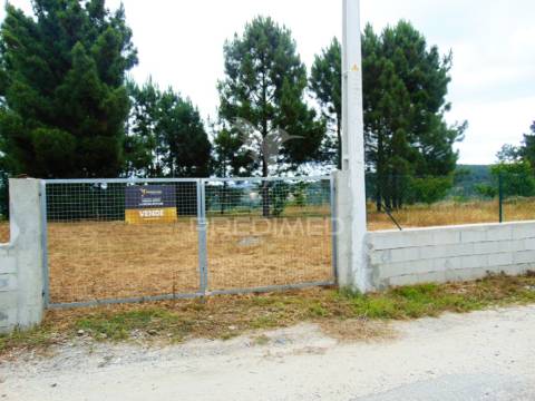 Terreno para construção em abaças - vila real