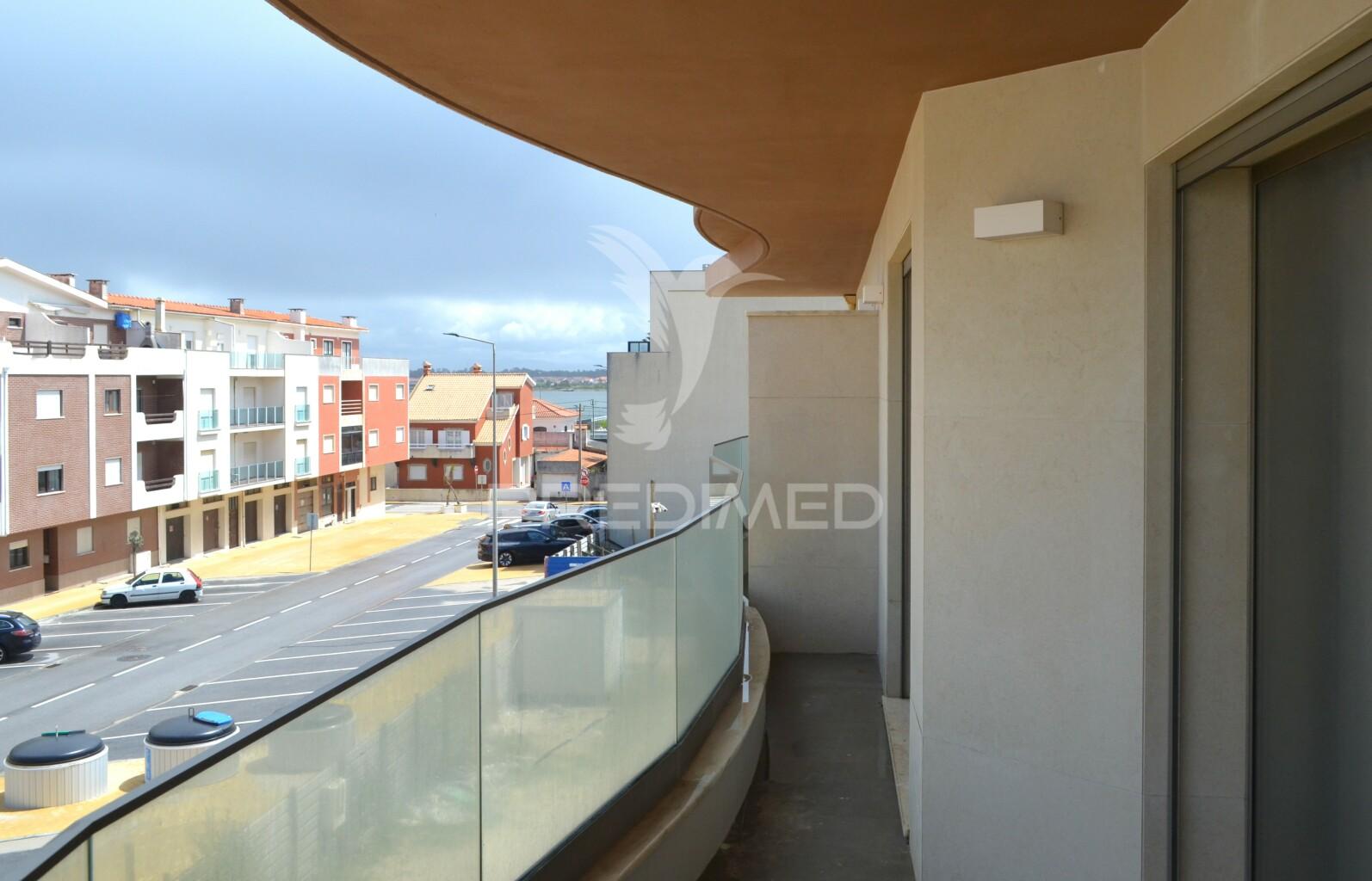 Apartamento t2 na praia da costa nova