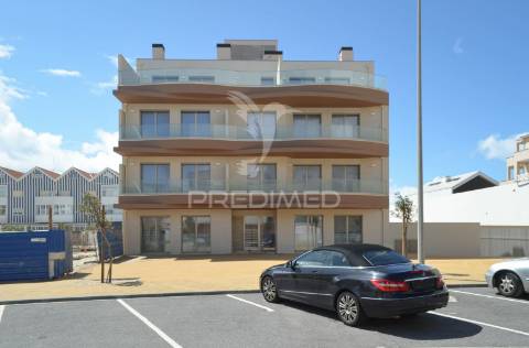 Apartamento t2 na praia da costa nova