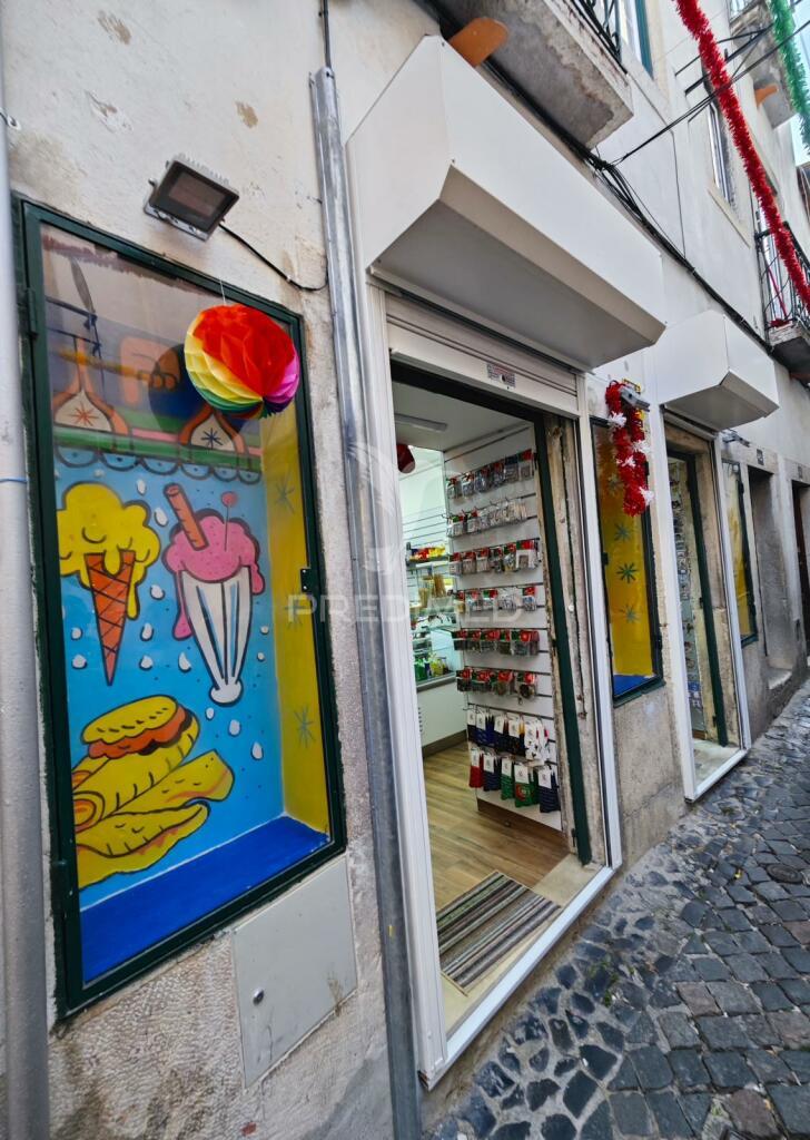 Loja no centro de alfama - negócio a não perder
