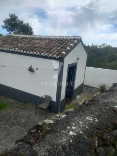 Moradia t3 na terra-chã