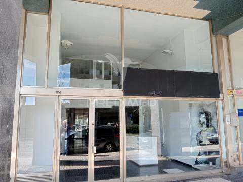 Loja no centro do porto