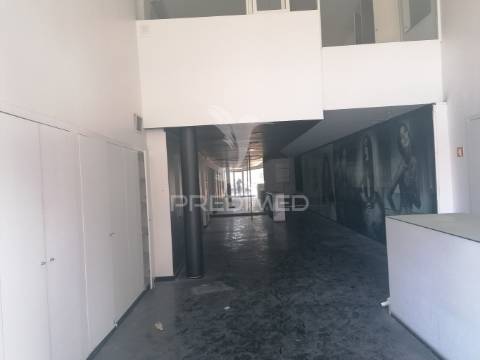 Loja no centro do porto