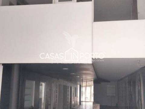 Loja no centro do porto