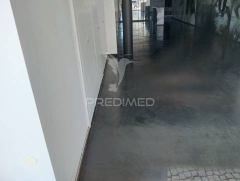 Loja no centro do porto