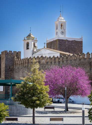 Espaço comercial na praça da república