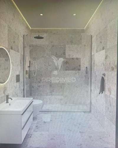 Moradia de luxo com projeto aprovado em fátima