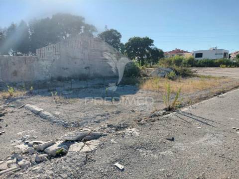 Loteamento habitacional para 25 moradias no centro de entroncamento