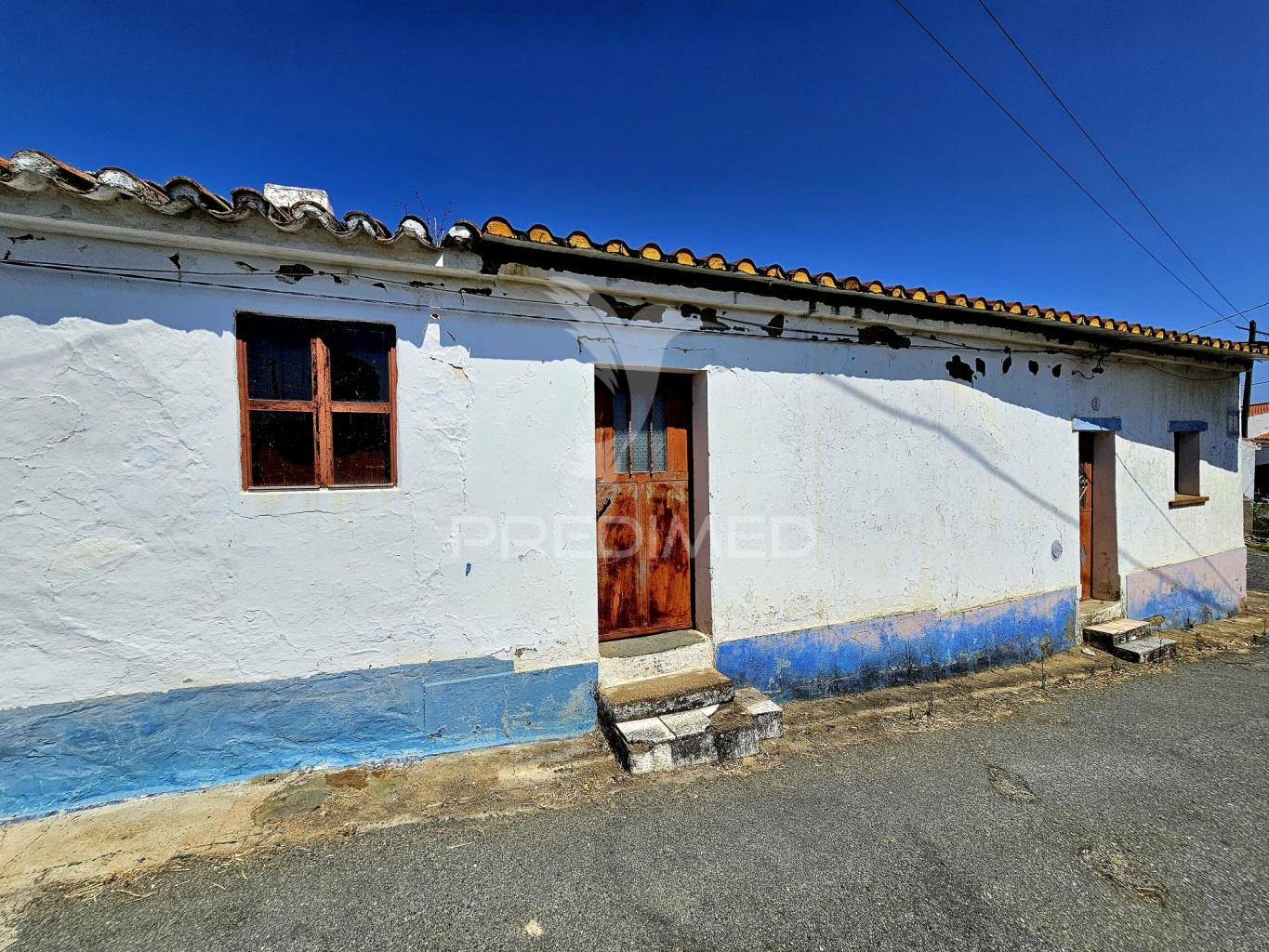Moradia para reconstruir com terreno