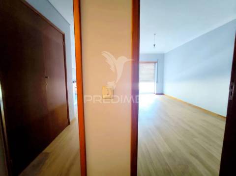 Apartamento t3 em maximinos - arrendamento