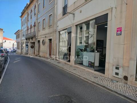 Loja para venda em torres novas – oportunidade imperdível!