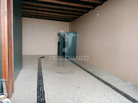 Loja para venda em torres novas – oportunidade imperdível!