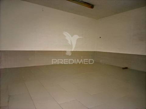 Loja para venda em torres novas – oportunidade imperdível!