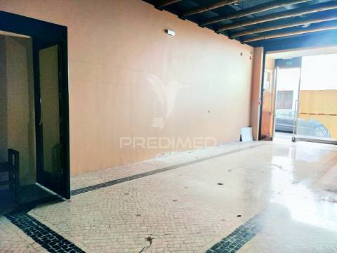 Loja para venda em torres novas – oportunidade imperdível!