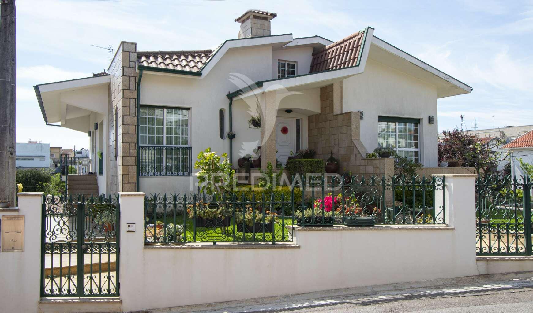 Moradia em rieirão - vila nova de famalicão