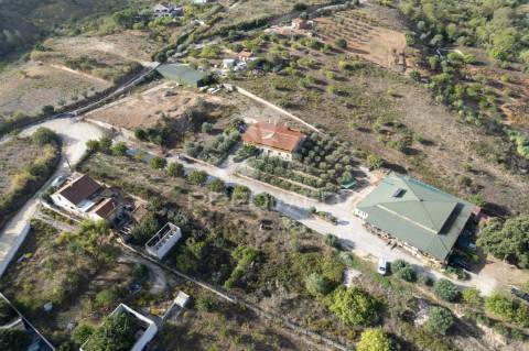 Terreno e moradia com projeto para lar - alenquer