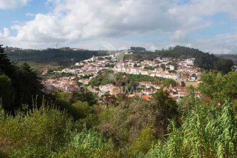 Terreno e moradia com projeto para lar - alenquer
