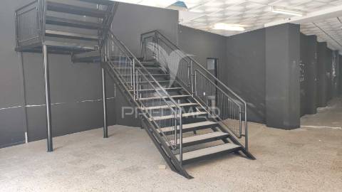 Hiper loja, centro almada, arrendada ( investimento )