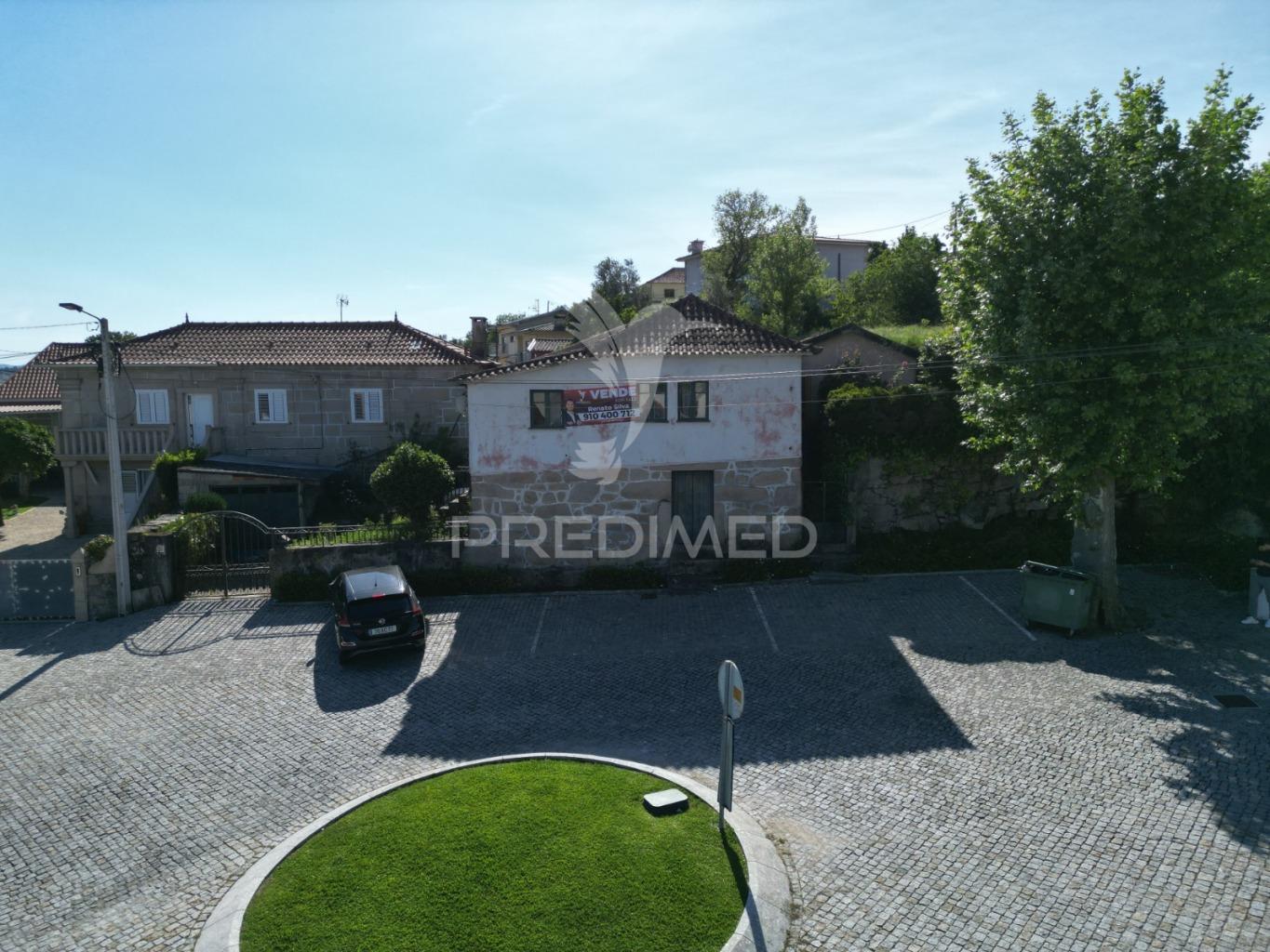 Moradia individual c/terreno 1409m2