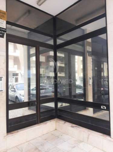 Restaurante e snack-bar totalmente equipado / santarém