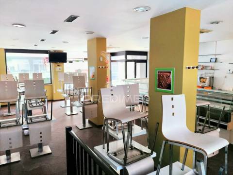 Restaurante e snack-bar totalmente equipado / santarém