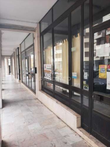 Restaurante e snack-bar totalmente equipado / santarém