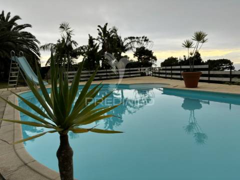 Moradia localizada na ribeira do nabo, freguesia da urzelina