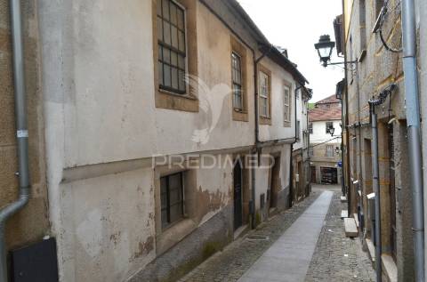 Prédio para reabiltar